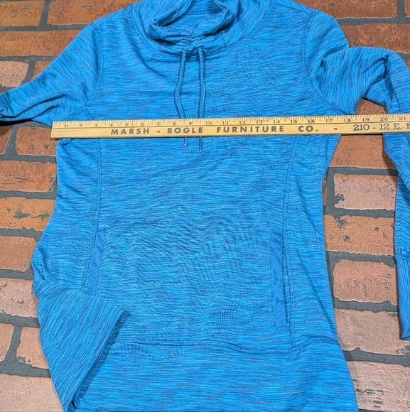Apana Women's M Performance Scrunch Neck Pullover - Picture 9 of 9